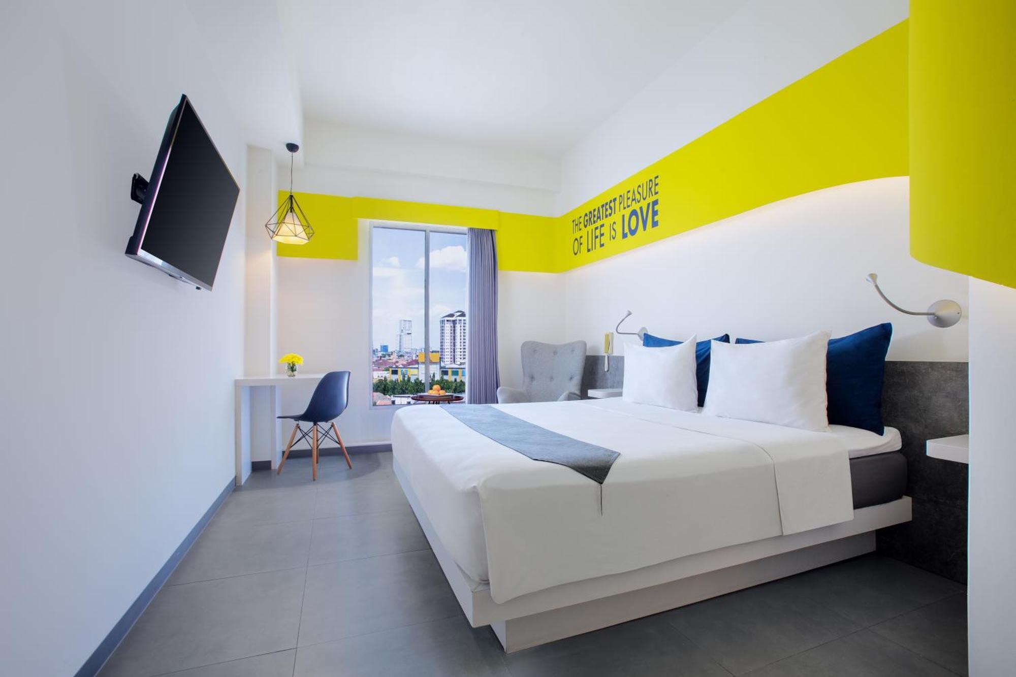 Yello Hotel Jemursari Surabaja Exteriér fotografie