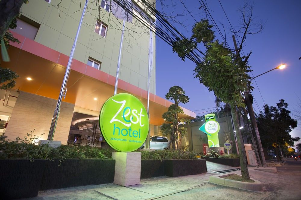 Yello Hotel Jemursari Surabaja Exteriér fotografie